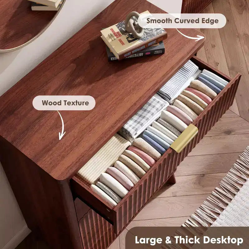 Fluted Dresser for Bedroom with 5 Deep Drawers, 47.2 in Tall Chest of Drawers, Curved Profile Design, Modern Wooden Dresser